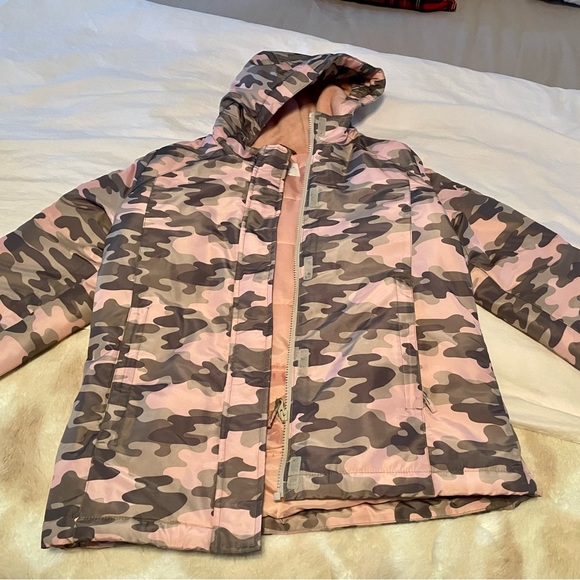 The Children’s Place Big Girls Hooded Pink Camo Puffer Jacket And Two Zip Up’s - Picture 3 of 10
